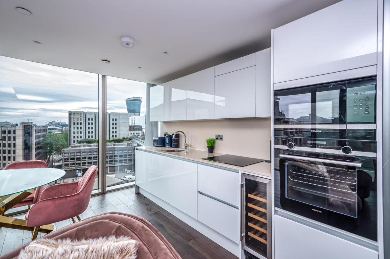 Luxury 2 Bedroom Apartment In Tower Hill Londyn Zewnętrze zdjęcie