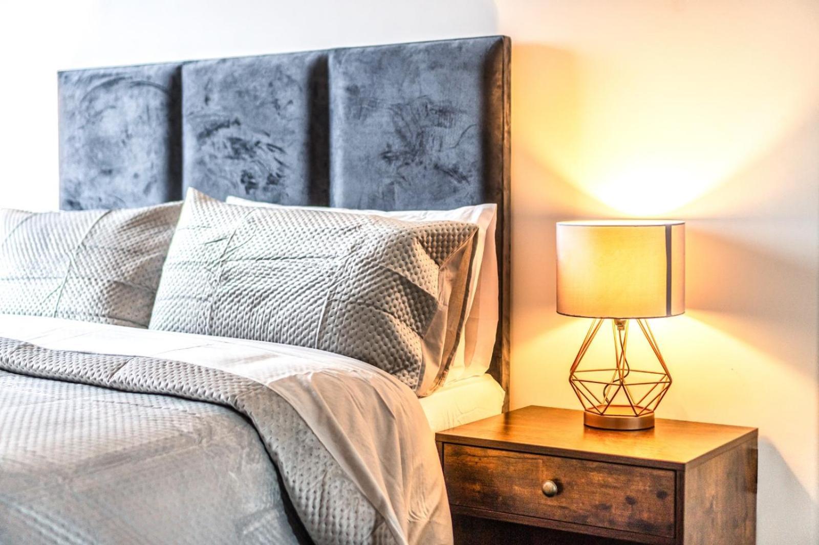 Luxury 2 Bedroom Apartment In Tower Hill Londyn Zewnętrze zdjęcie