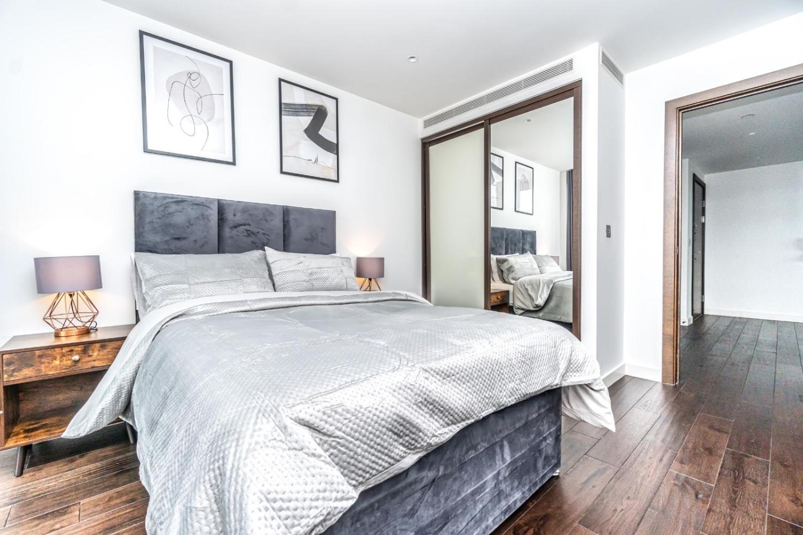 Luxury 2 Bedroom Apartment In Tower Hill Londyn Zewnętrze zdjęcie